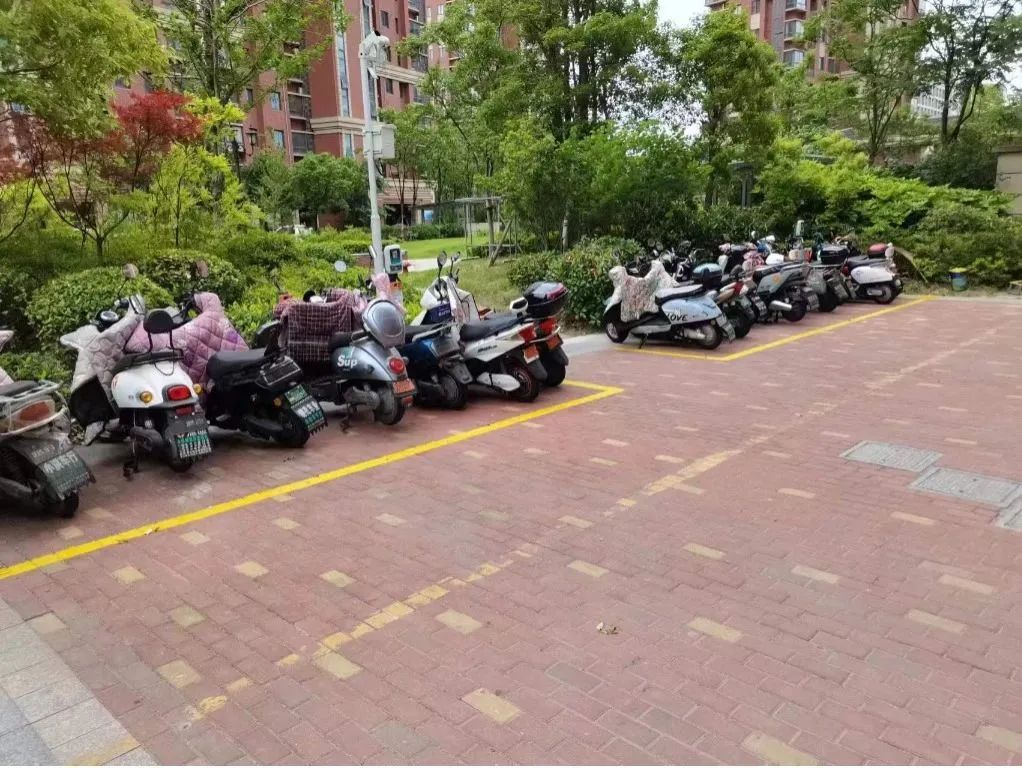 092928lq17e1177xmtznqm.jpeg