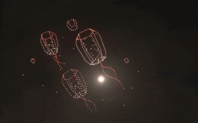 103813w7u9r5bxaud37uss.gif
