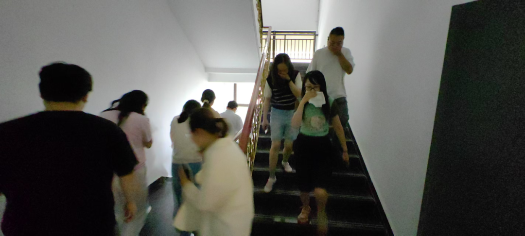 104540ear8iu4fcxxiuzuv.png