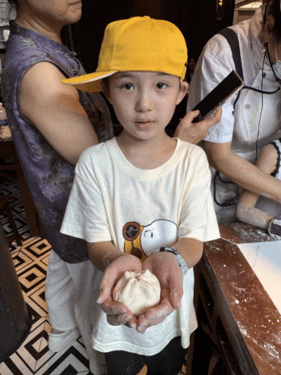 170235yk87qhyuuphmupd7.gif
