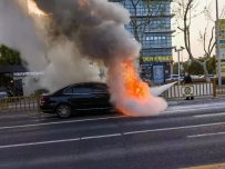 下午5:50，市区青年路突发紧急一幕！